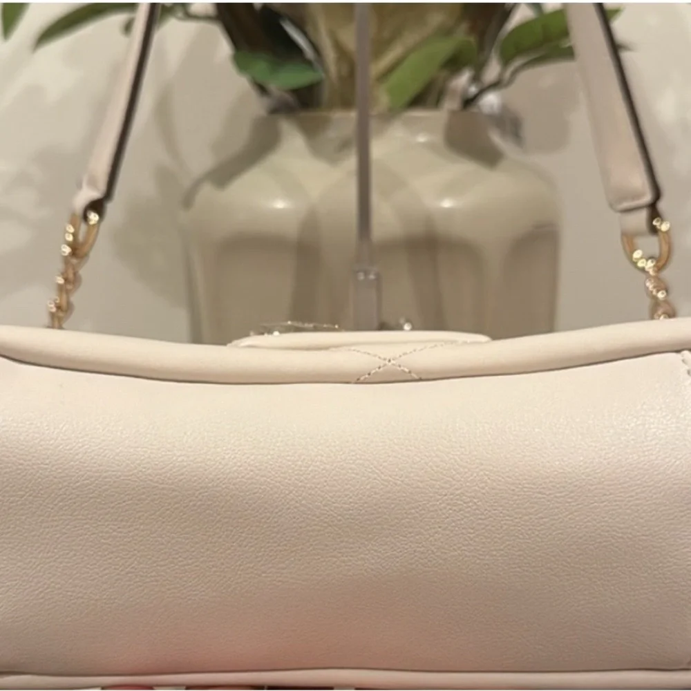 *SALE*Juicy Couture Angel “Better Than a Diamond” Cream Crossbody Bag NWT - Picture 9 of 12